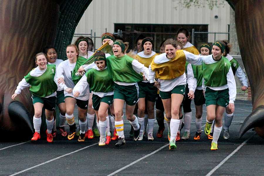 The girls soccer team will battle Jasper tonight at 7 p.m. in Beaumont. 