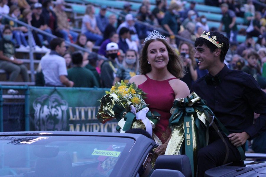 Emily Day and Traevin Nelms are crowned Homecoming King and Queen. 