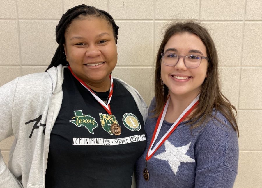 Sophomores Valencia Allen and Rayna Christy competed and placed in News Writing. Allen placed 5th and Christy placed 6th. They were two of several students to earn medals. 