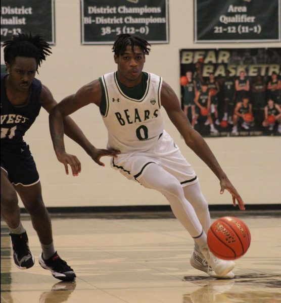 Senior Alantheon Winn has played on the varsity basketball team since his freshman year and will soon play for Lee College in Baytown. 