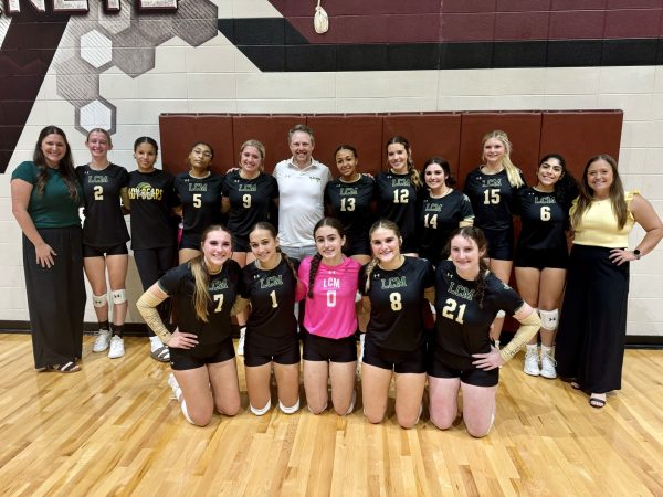 Lady Bear Volleyball claimed the bi-district title against Bullard Monday night in five sets. 