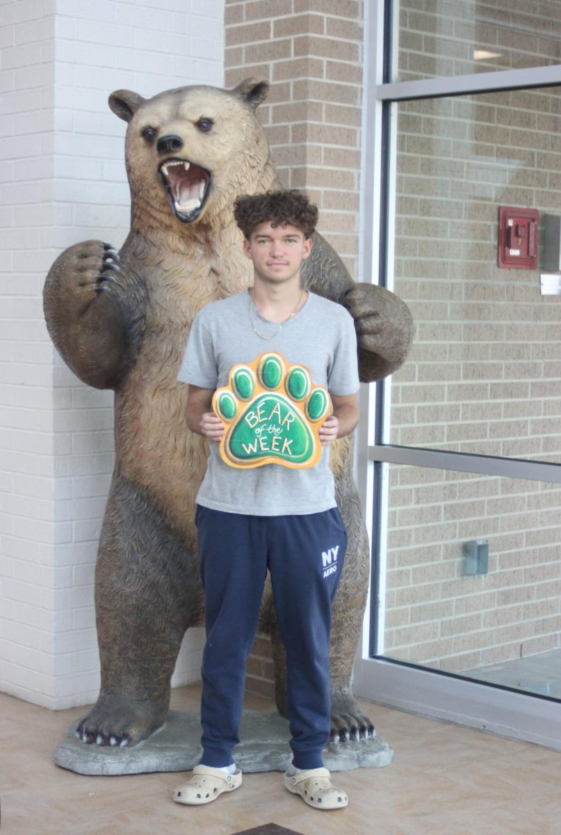 Senior Jeffery Womack 